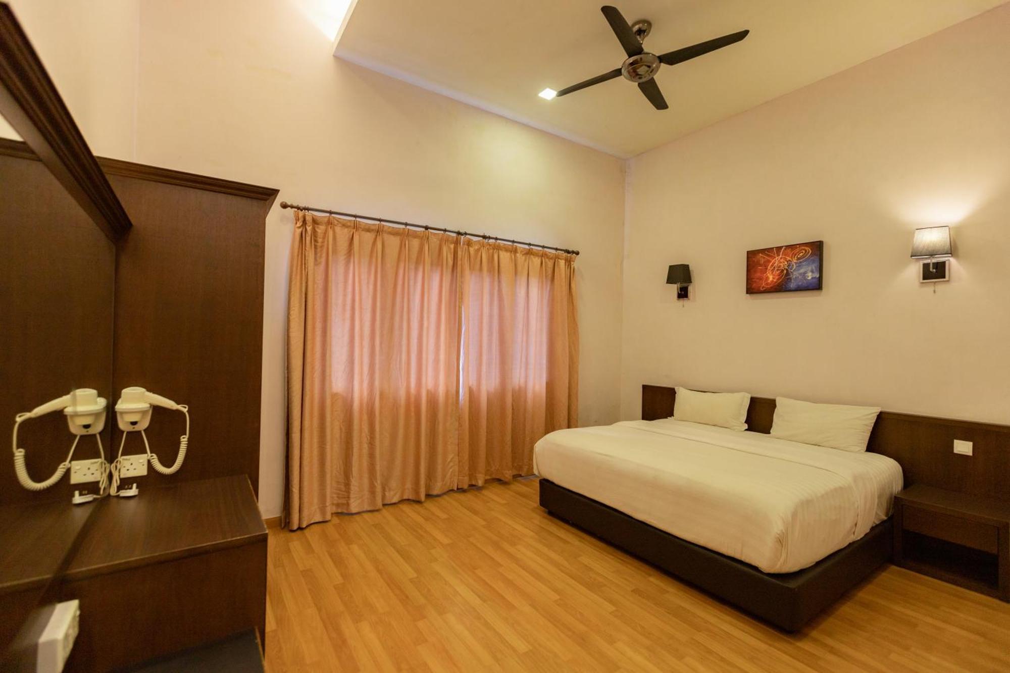 Hills Aranda Nova Hotel Камерон-Хайлендс Экстерьер фото