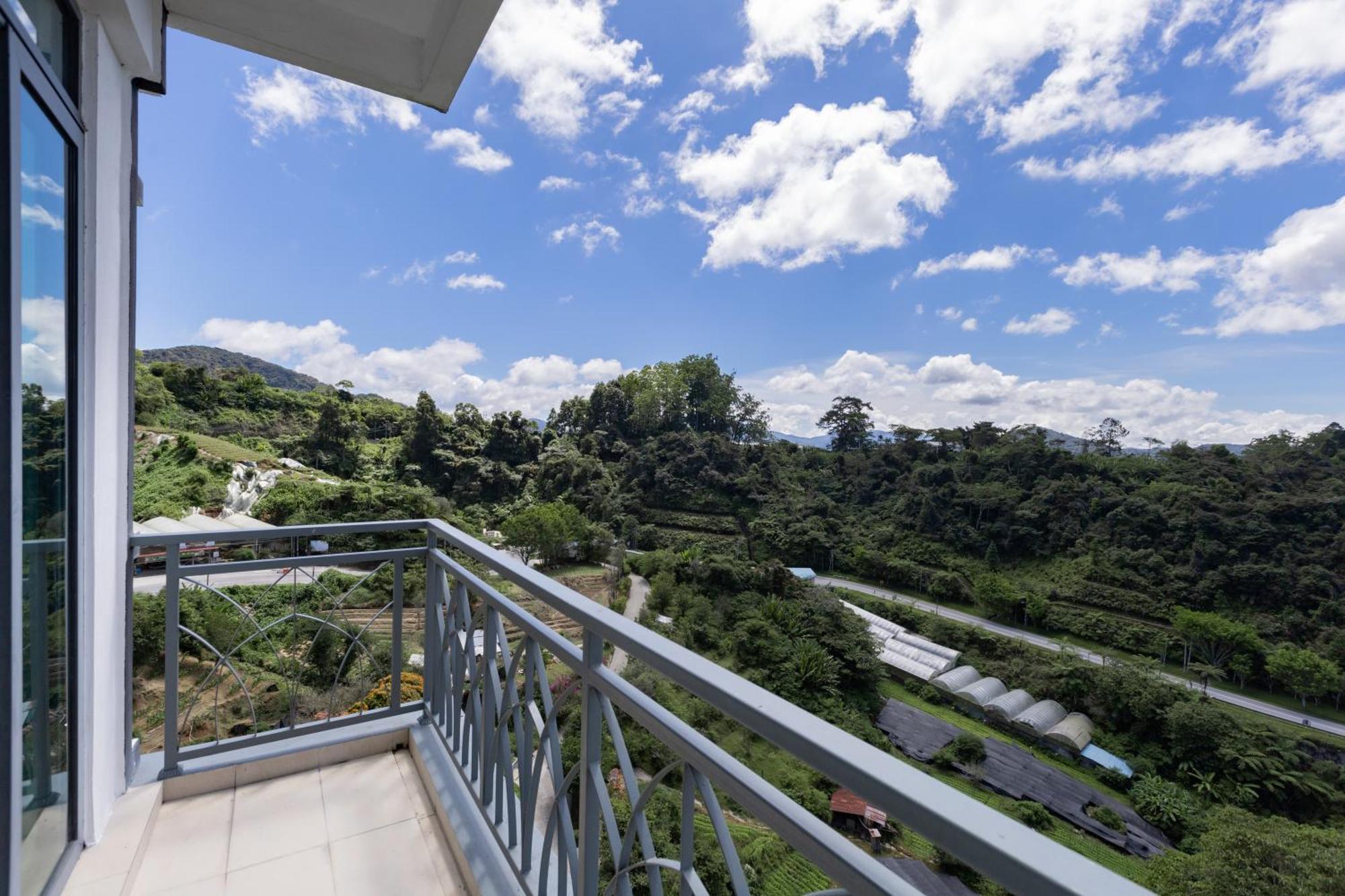 Hills Aranda Nova Hotel Камерон-Хайлендс Экстерьер фото